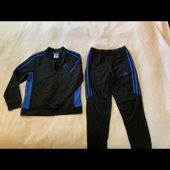 ADIDAS TRACK SUIT NWOT